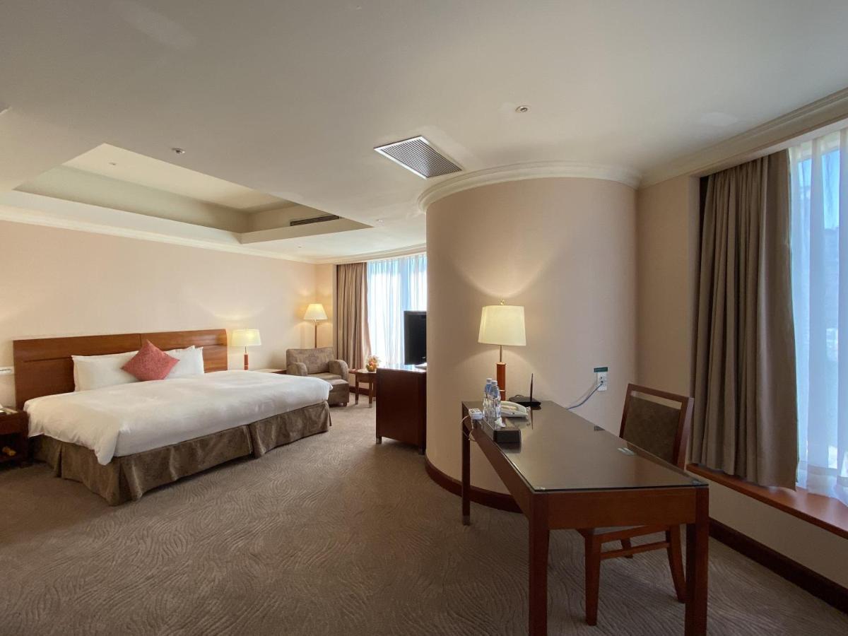 Monarch Plaza Hotel Taoyuan Eksteriør bilde