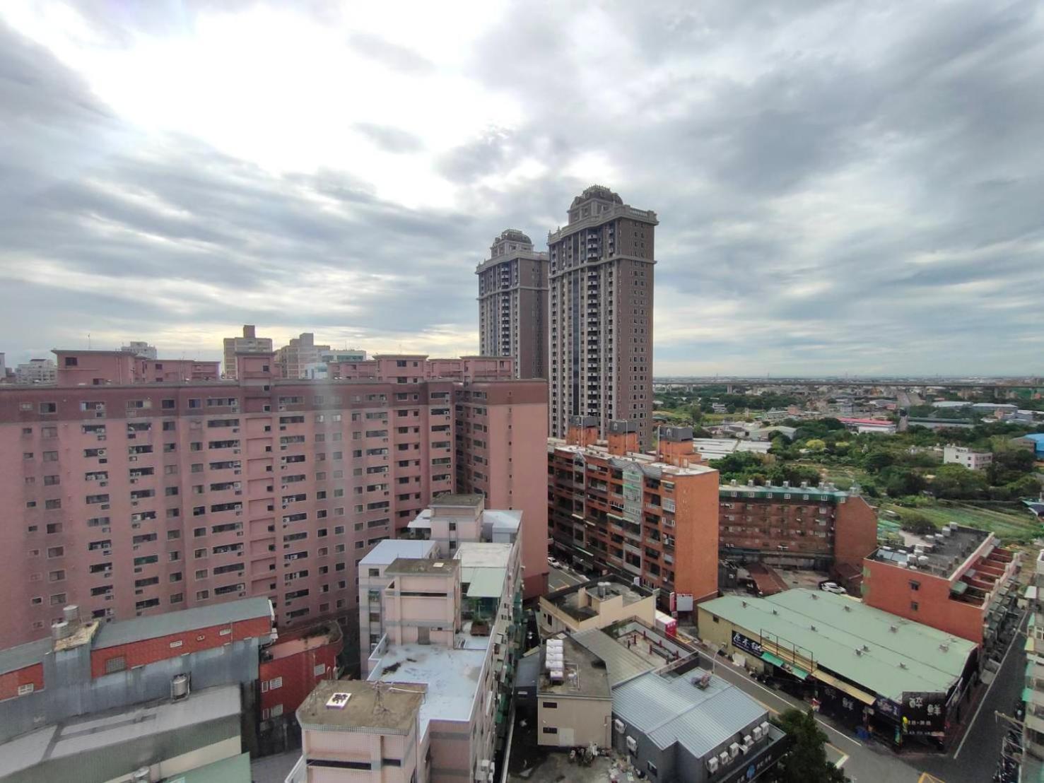 Monarch Plaza Hotel Taoyuan Eksteriør bilde